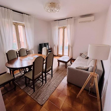 Apartment Al Lago, Torri Del Benaco Eksteriør billede