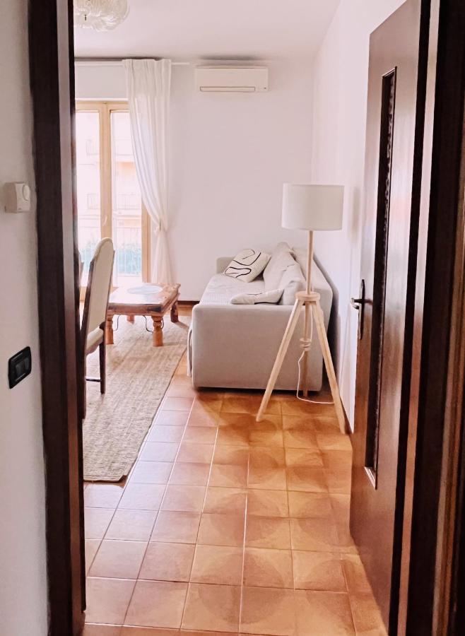 Apartment Al Lago, Torri Del Benaco Eksteriør billede
